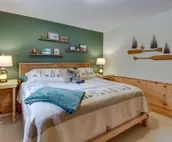 Lakefront Hackensack Cabin w/ Patio & Grill!