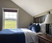 Entire home overlooking Missouri River