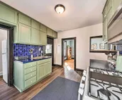 Newly Renovated Home Close to Dtwn Lawrence!