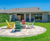 Pet Friendly w/ Fire Pit & Yard STEPS to the Beach