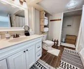 Lakefront Home on Freeman-Swimming-Kayaks-Fishing-Docks and all amenities!