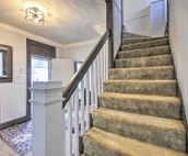 Charming Farmhouse < 1/2 Mile to AU Campus!