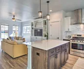 Stylish OKC Farmhouse w/ Garden - Close to OU