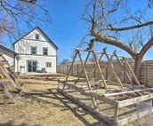 Stylish OKC Farmhouse w/ Garden - Close to OU