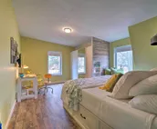 Bohemian Home w/ Screened Porch, 3 Mi to Lake!