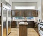 Kirby Haus · Modern Luxury  · Designer· Rice Village· CENTRAL ·Groups ·3900SQFT.