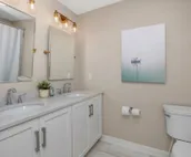 South Shore Sunrise: 100% Renovated Lake Home, Pontoon INCLUDED, near Notre Dame