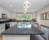 South Shore Sunrise: 100% Renovated Lake Home, Pontoon INCLUDED, near Notre Dame