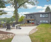 South Shore Sunrise: 100% Renovated Lake Home, Pontoon INCLUDED, near Notre Dame