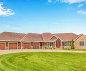 Kountry Lane Stables ~ Hot Tub-Outdoor TV~Horses
