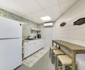 Rockwood Condo w/ Shared Dock + Lake Access!