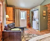 'Snowshoe Cabin' w/ Gas Grill: Fish & Hike!