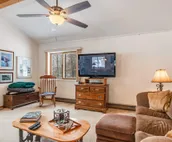 Lakefront haven with private dock, lift, three living areas, and WiFi