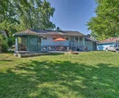 Home w/ Fire Pit - 8 Mi to Dtwn Mile Square!