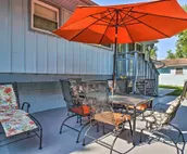 Home w/ Fire Pit - 8 Mi to Dtwn Mile Square!