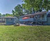 Home w/ Fire Pit - 8 Mi to Dtwn Mile Square!