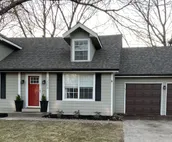 Look No Further! Cool Cape Cod-3 BR-2.5 Bath