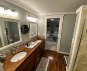 Look No Further! Cool Cape Cod-3 BR-2.5 Bath