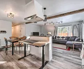 Kenai Home w/ Fireplace < 10 Mi to Big Eddy!