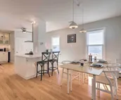 Renovated Barrington Cottage w/ Beach Access!