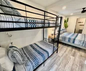 Zula Del Mar, Sleeps 22 ⛱ 2min Walk To The Beach 🌴 Private Heated Pool & HotTub