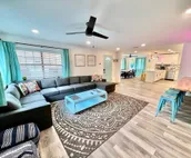 Zula Del Mar, Sleeps 22 ⛱ 2min Walk To The Beach 🌴 Private Heated Pool & HotTub