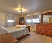 Truly Panoramic Mountain View Full House Retreat