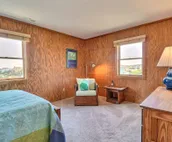 1245 Castle Sween * Oceanfront *