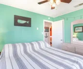 5033 Poppa's Place * 3 Min Walk to Beach