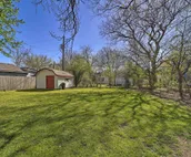 Amazing Musical Abode in Expo Square Neighborhood!