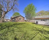 Amazing Musical Abode in Expo Square Neighborhood!