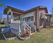 Amazing Musical Abode in Expo Square Neighborhood!