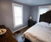 Cheerful 3-Bedroom Home on the Hill