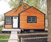 Newly renovated home in Speedway minutes from Indy 500 and close to Downtown