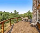 Multi-level house in secluded location near Deadwood w/private hot tub & WiFi