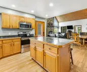 Multi-level house in secluded location near Deadwood w/private hot tub & WiFi