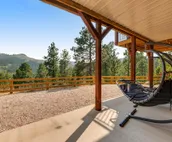Lovely home near Deadwood and Sturgis w/furnished deck, mountain views, hot tub