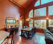 3-story home with private hot tub, wood fireplace, gas grill, and washer/dryer