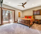 Huge home w/private hot tub, rec room, gas fireplace, firepit, grill, 2 kitchens