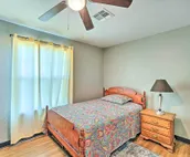 Centrally Located Lawton Home: Dogs Welcome!