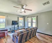 Centrally Located Lawton Home: Dogs Welcome!