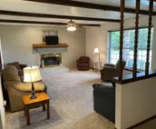 NEW- Country Livin—Fishing, Horse Riding , Wildlife, Fort Gibson Lake, Huge Yard