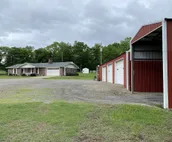 NEW- Country Livin—Fishing, Horse Riding , Wildlife, Fort Gibson Lake, Huge Yard