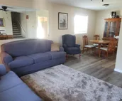 pool & nice S.W. Omaha home! easy access to I-80 hwy