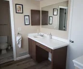 pool & nice S.W. Omaha home! easy access to I-80 hwy