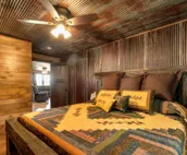 Traveler Suite 2 Bed 2 Bath Apt.