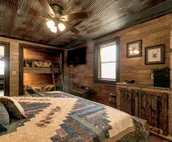 Traveler Suite 2 Bed 2 Bath Apt.