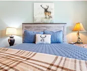 Spectacular Mt Getaway - Amazing views, privacy, hot tub, 4 miles from Cashiers!