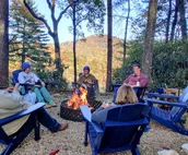 Spectacular Mt Getaway - Amazing views, privacy, hot tub, 4 miles from Cashiers!