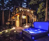 Spectacular Mt Getaway - Amazing views, privacy, hot tub, 4 miles from Cashiers!